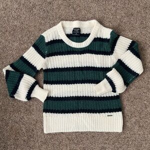 Abercrombie & Fitch Sweater
